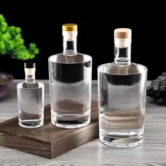 100 ml klaasist viski džinni viina tequila pudelid T-korgiga